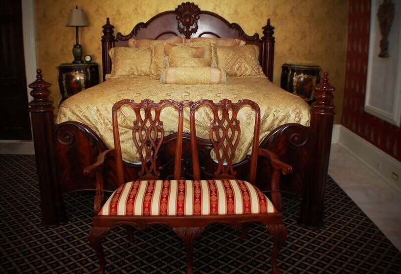 ホテル Dansereau House