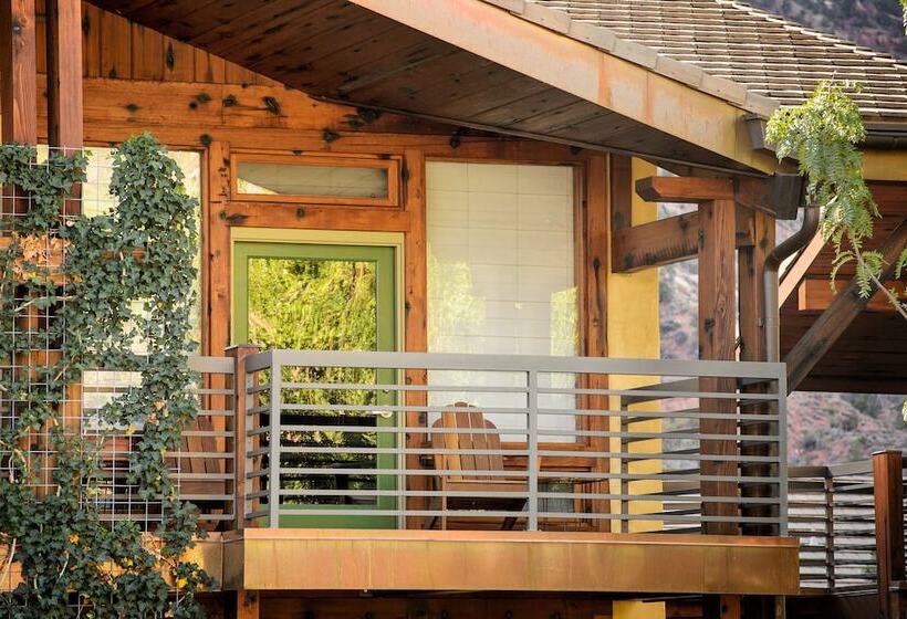 בית מלון כפרי Desert Pearl Inn