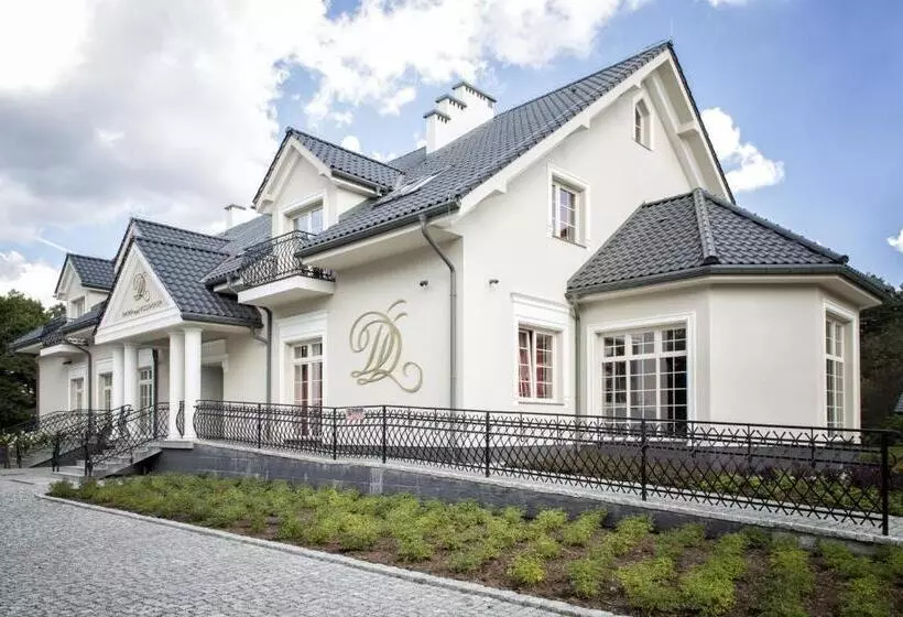 ホテル Dworek Nad Rozlewiskiem