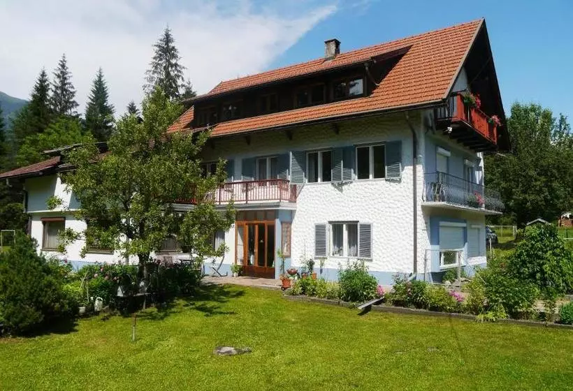 ホテル Haus Zur Klamm