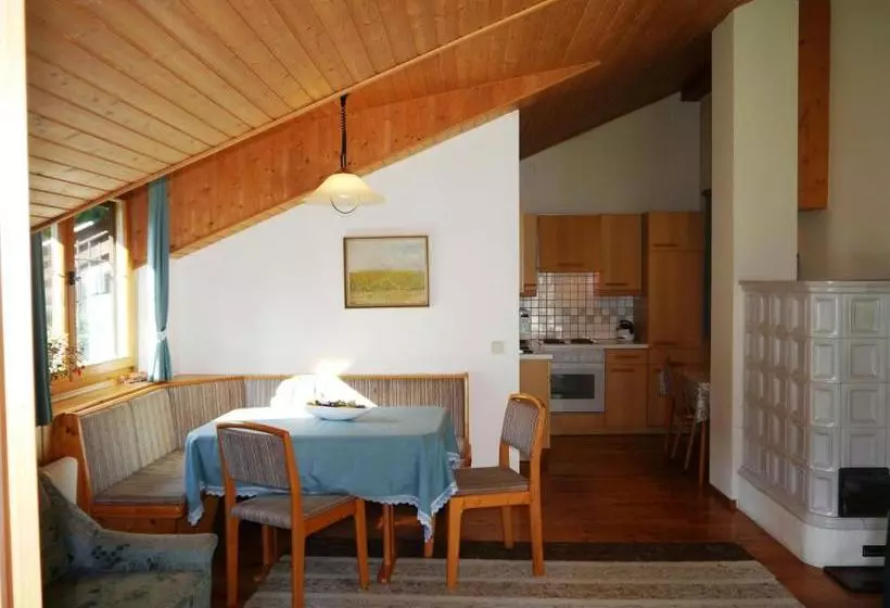ホテル Haus Zur Klamm