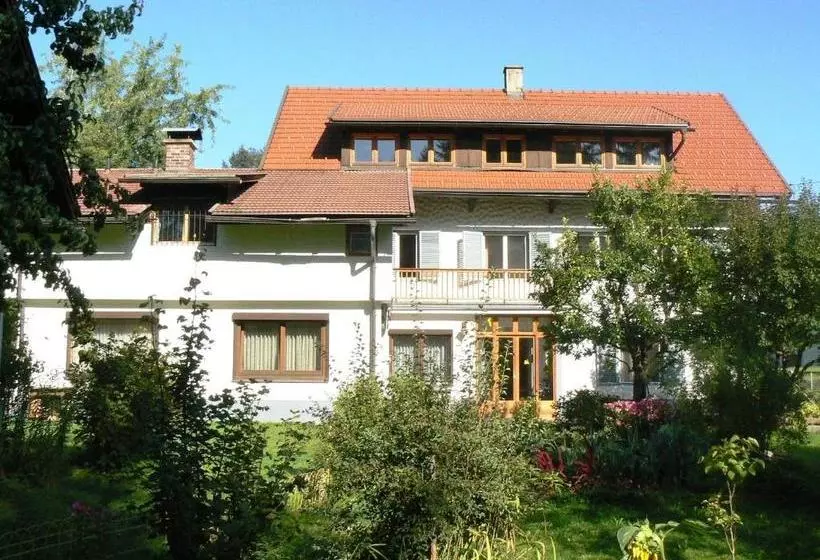 ホテル Haus Zur Klamm