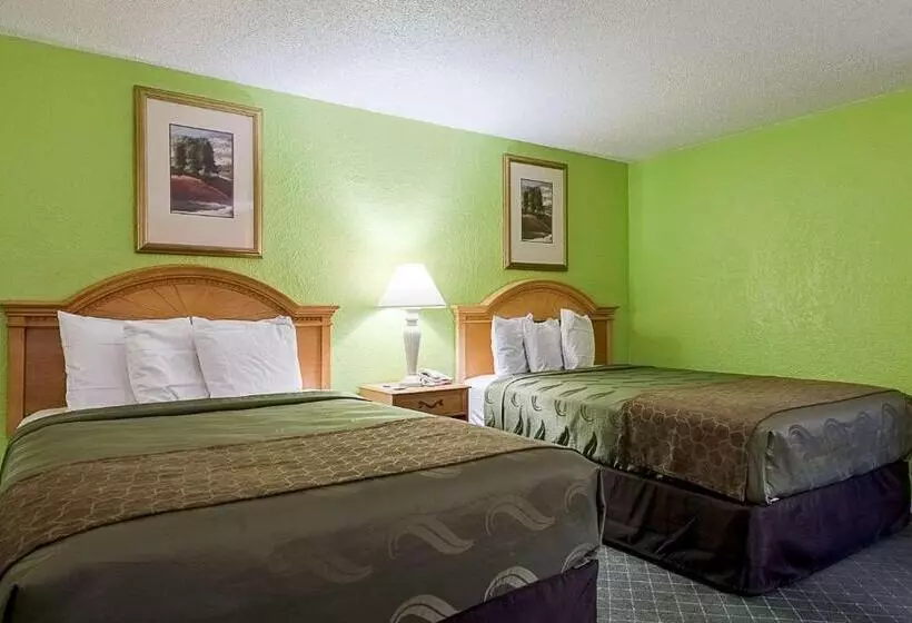 Hotelli Highway Inn