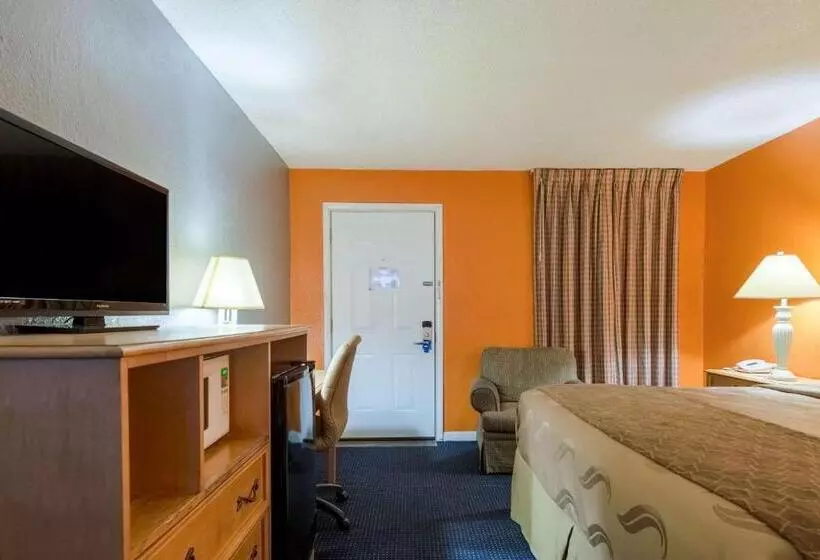 Hotelli Highway Inn
