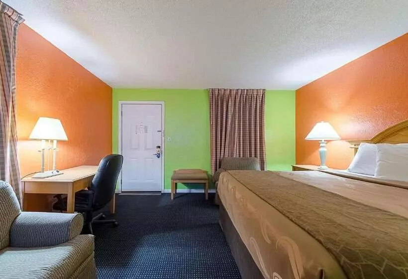 Hotelli Highway Inn