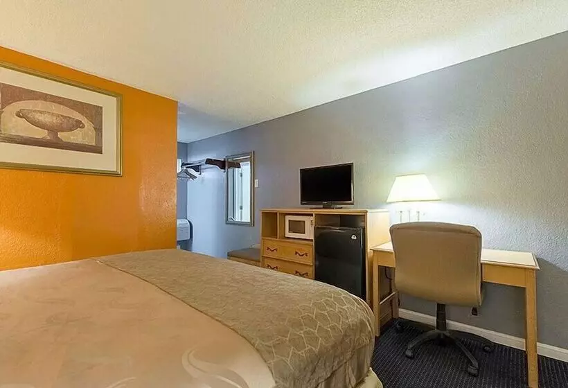 Hotelli Highway Inn