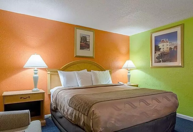 Hotelli Highway Inn
