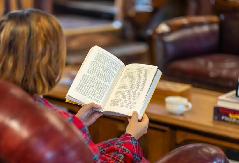 هتل Ith Big Bear Lake Hostel & Retreat Center