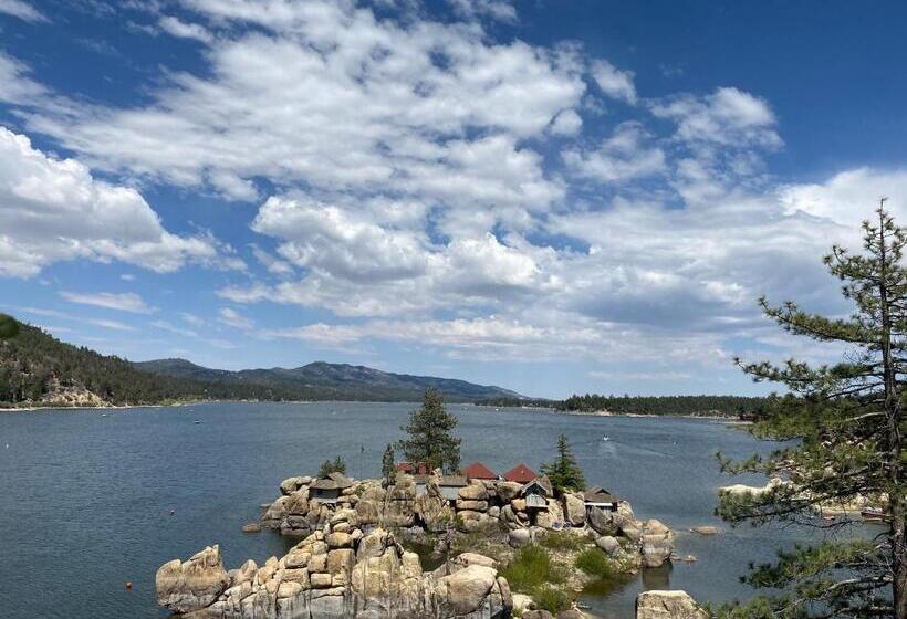 هتل Ith Big Bear Lake Hostel & Retreat Center