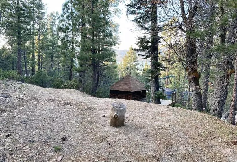 هتل Ith Big Bear Lake Hostel & Retreat Center