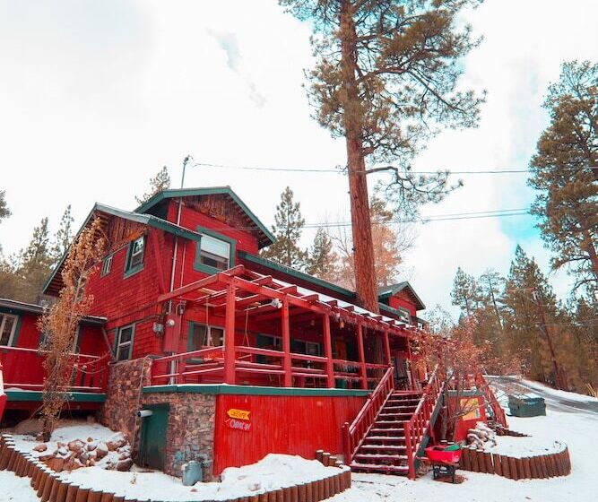 هتل Ith Big Bear Lake Hostel & Retreat Center