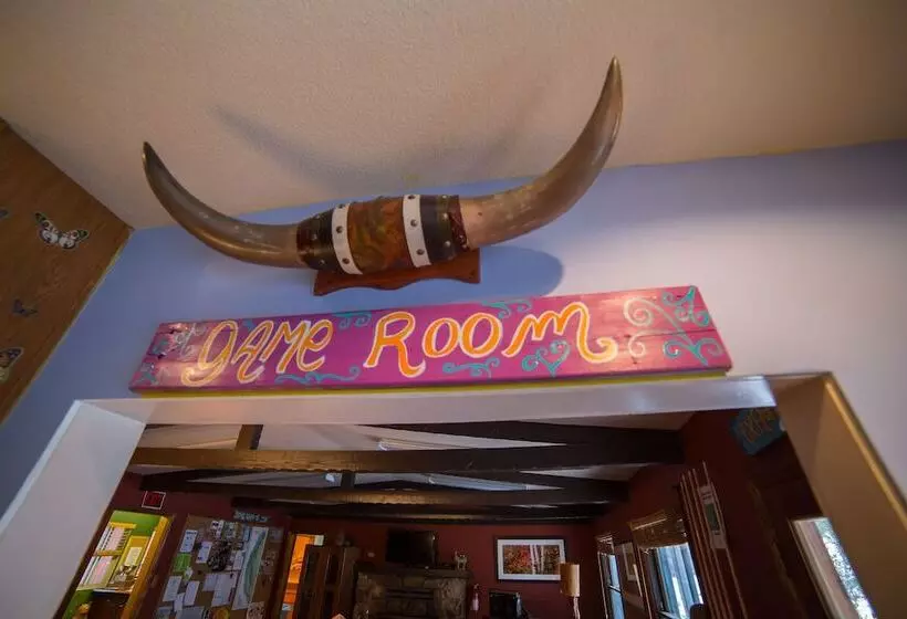 هتل Ith Big Bear Lake Hostel & Retreat Center