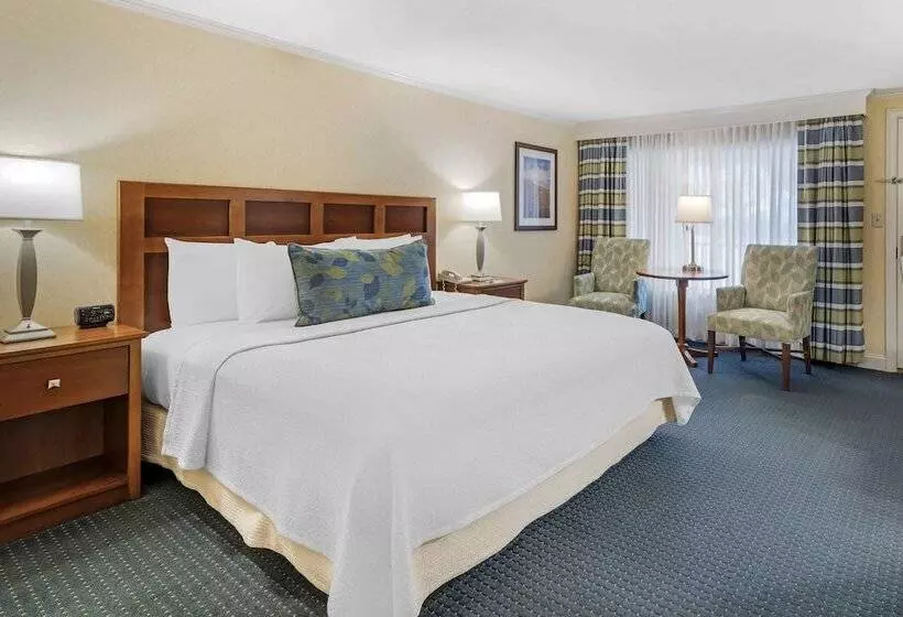 Hotelli Juniper Hill Inn