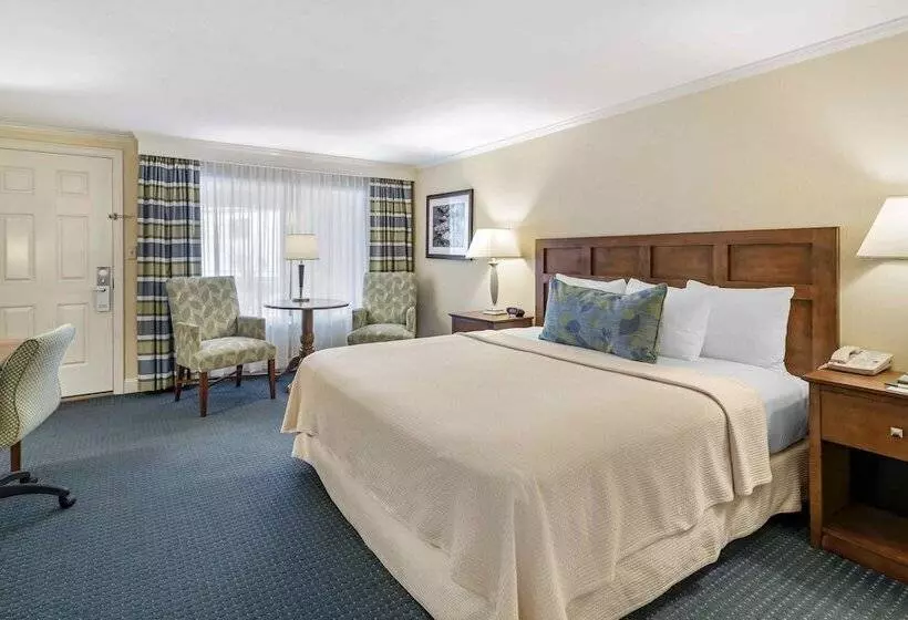 Hotelli Juniper Hill Inn