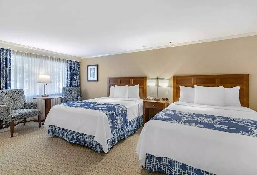 Hotelli Juniper Hill Inn