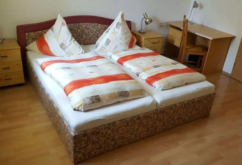 Hotelli Kansakar