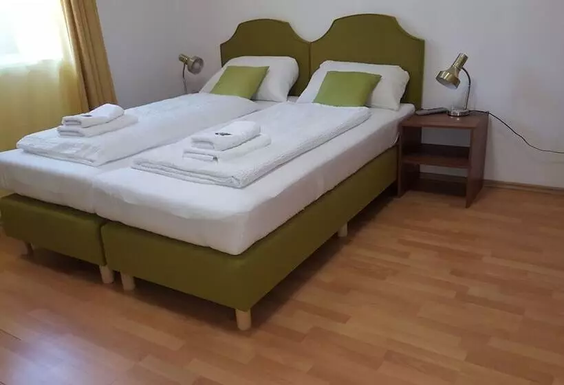 Hotelli Kansakar
