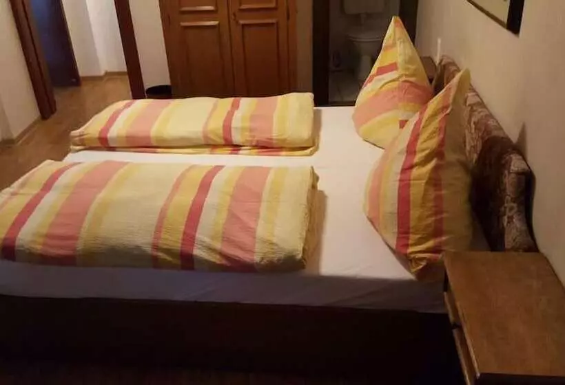 Hotelli Kansakar
