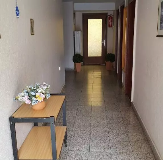 Hotelli Kansakar