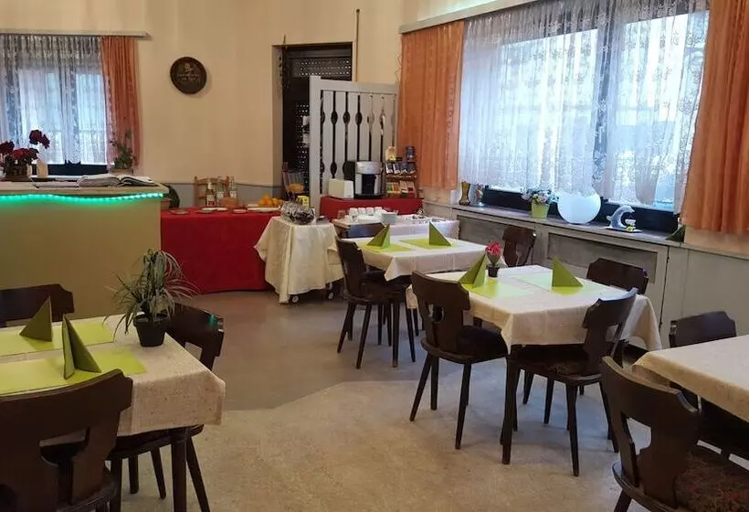 Hotelli Kansakar