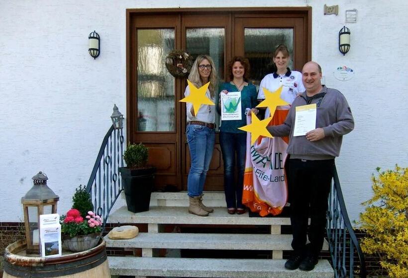 酒店 Mosel Pension Gästehaus Christiane, Brodenbach