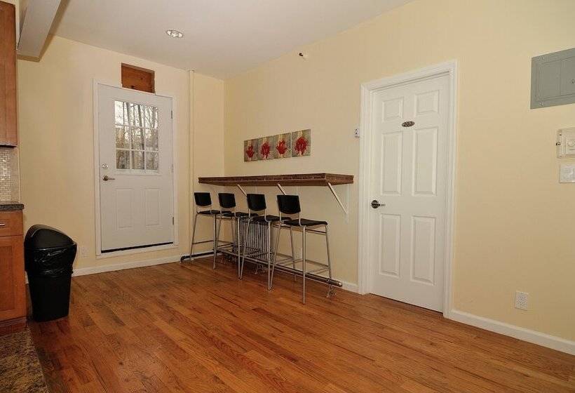 호텔 Rostel Hostel