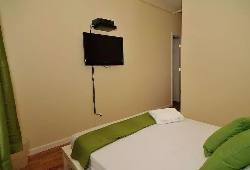هتل Rostel Hostel