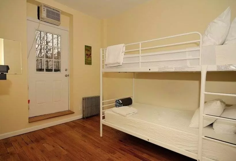 هتل Rostel Hostel