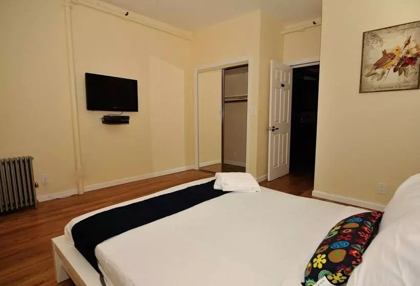 هتل Rostel Hostel
