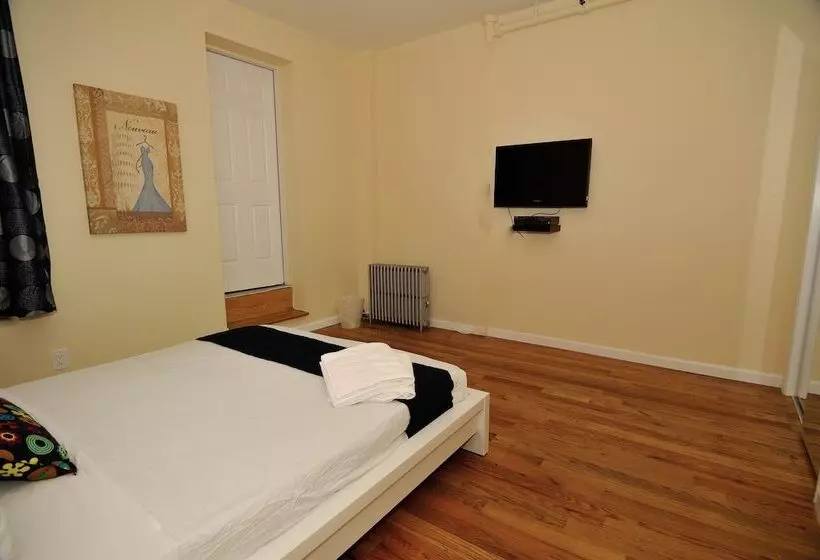 هتل Rostel Hostel