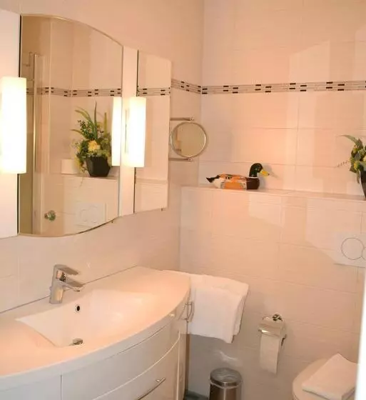 ホテル Schloss Kirchham Appartement & Wellnessanlage