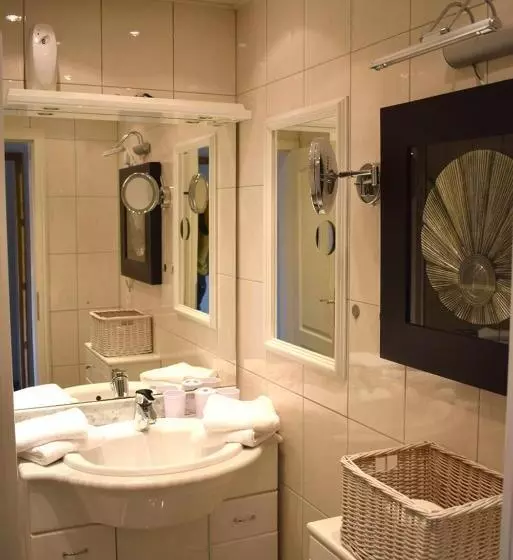ホテル Schloss Kirchham Appartement & Wellnessanlage