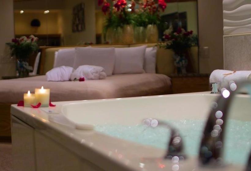 فندق Sybaris Pool Suites