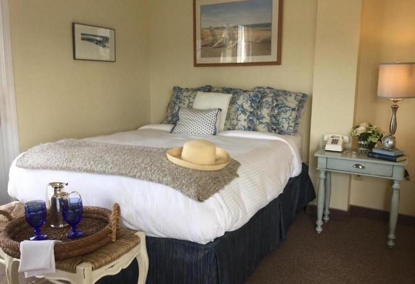 فندق The Beach Rose Inn