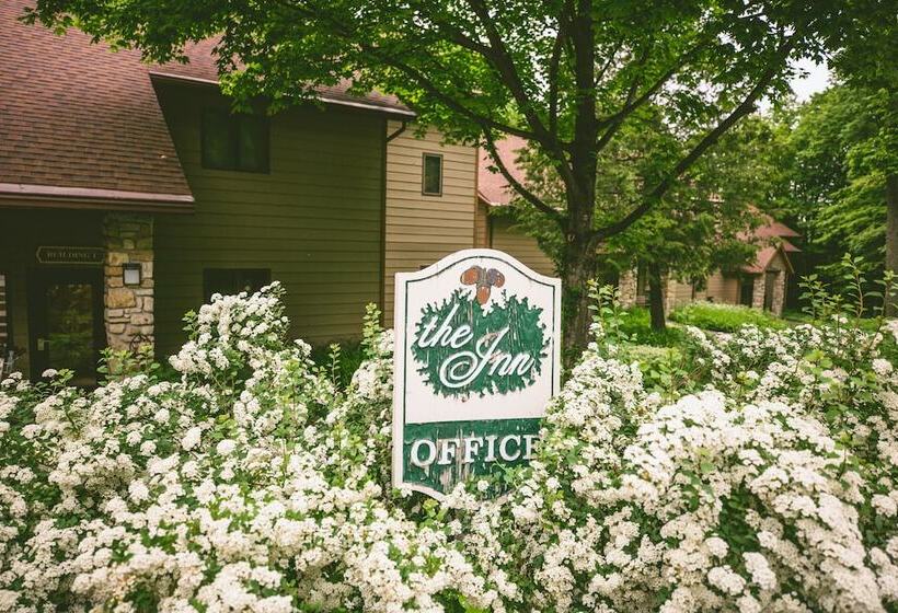 Отель The Inn At Little Sister Hill