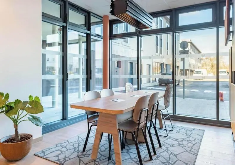 B&B Hotel Massieux Genay