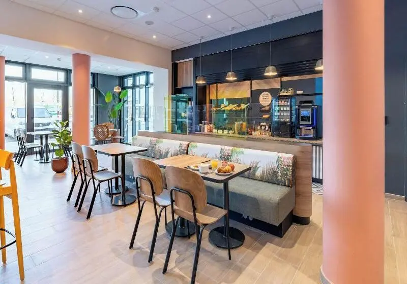 B&B Hotel Massieux Genay