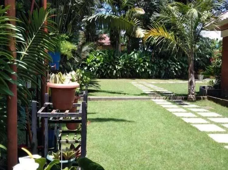 Aamiaismajoitus (B&B) Sprunger Avenue   Tulia Homes