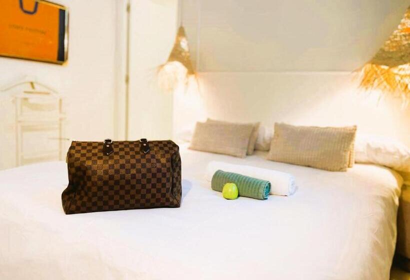 Collection Port B&b Boutique , Alicante Center