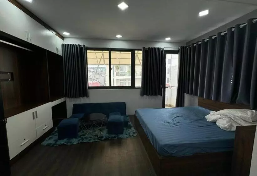 Dlux Hát Giang