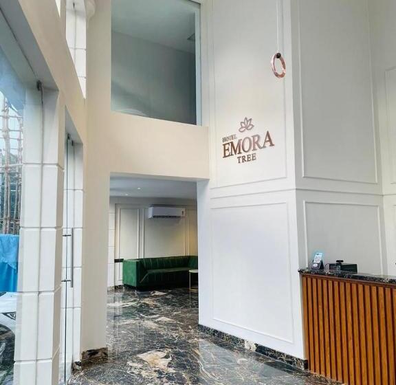 ホテル Emora Tree