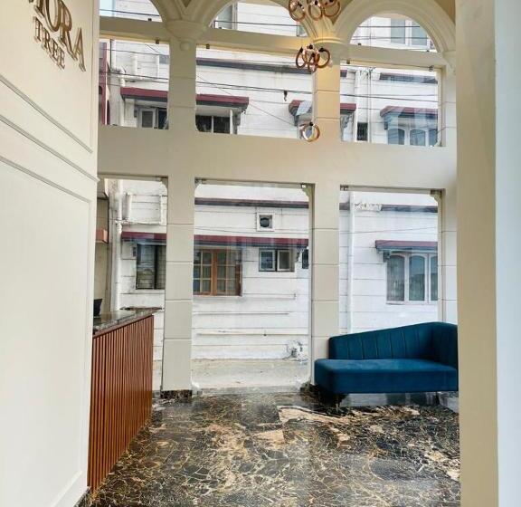 ホテル Emora Tree