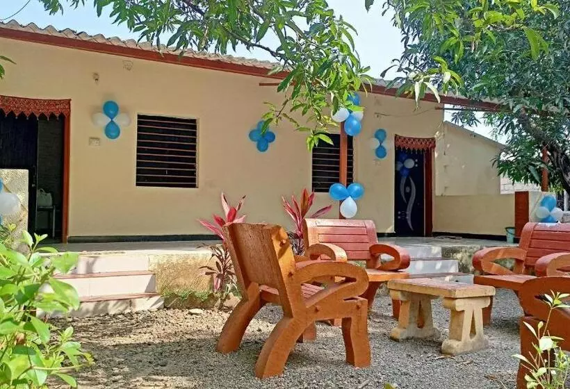 ホテル Renewed Jadeshwar Farm Resort