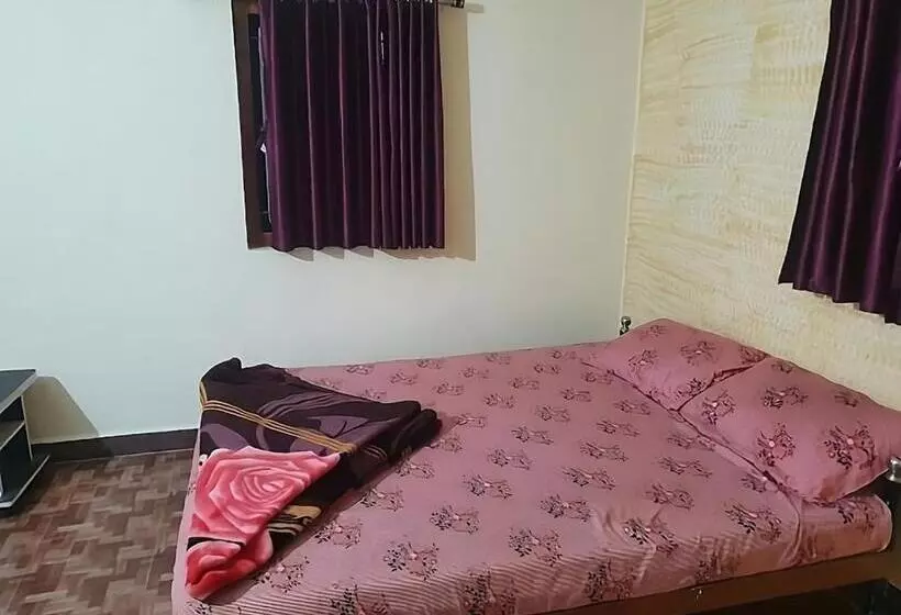 ホテル Renewed Jadeshwar Farm Resort