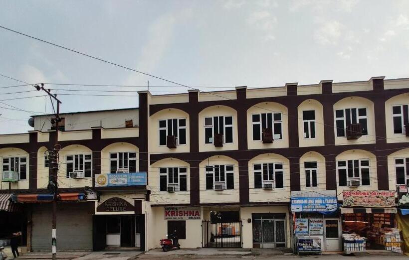 Hotell Krishna Deluxe