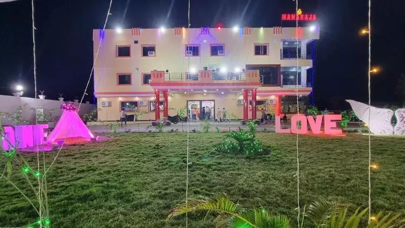 هتل Maharaja Resort And
