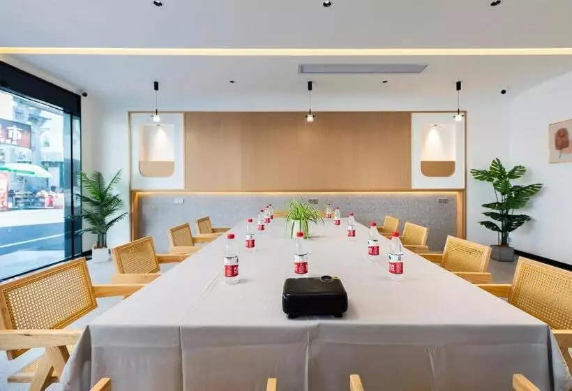 Hotelli Mount Huangshan Yunqi Kinship B&b   Huangshan Mountain Scenic Area Tangkou South Gate Interchange Ce