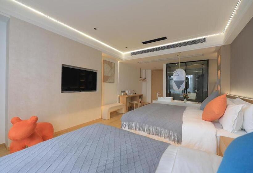 Отель Mount Huangshan Yunqi Kinship B&b   Huangshan Mountain Scenic Area Tangkou South Gate Interchange Ce