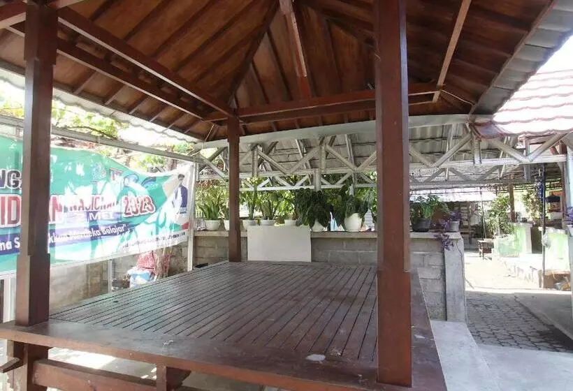 ホテル Oyo Life 93125 Kos Bale Lumbung Syariah