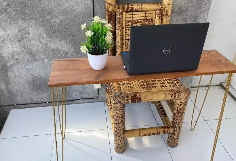 ホテル Oyo Life 93125 Kos Bale Lumbung Syariah